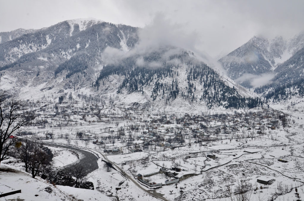 The frozen valley, Sonmarg