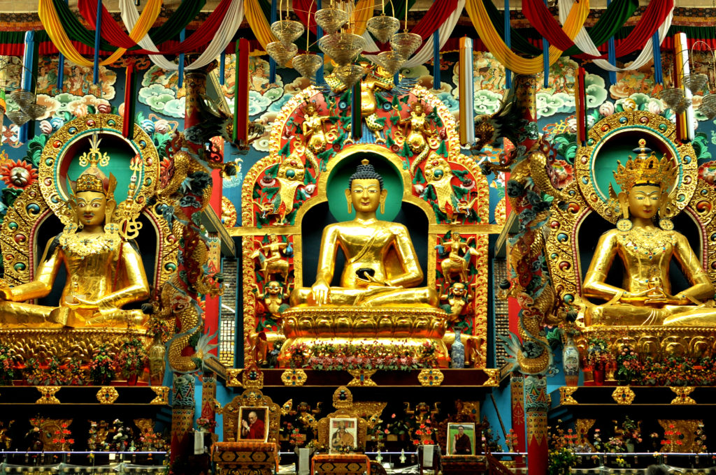 statues at Golden temple at Kushal Nagara